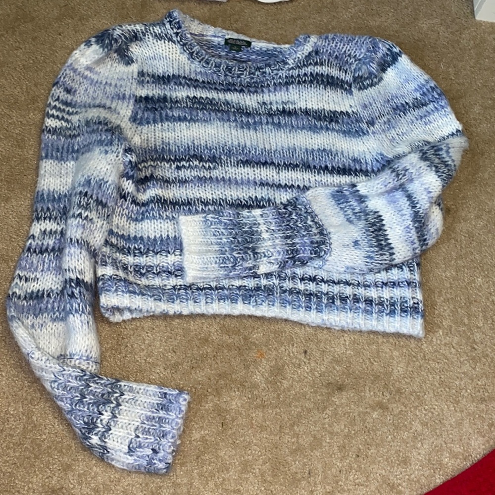Cropped sweater